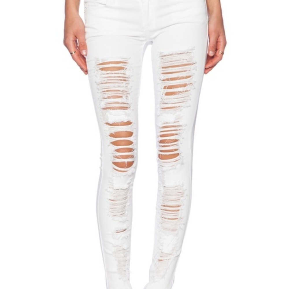 NWOT Blank NYC White Jeans